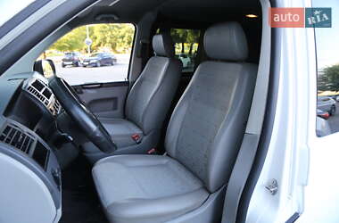 Грузопассажирский фургон Volkswagen Transporter 2012 в 