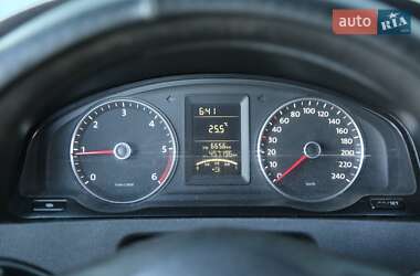 Грузопассажирский фургон Volkswagen Transporter 2012 в 