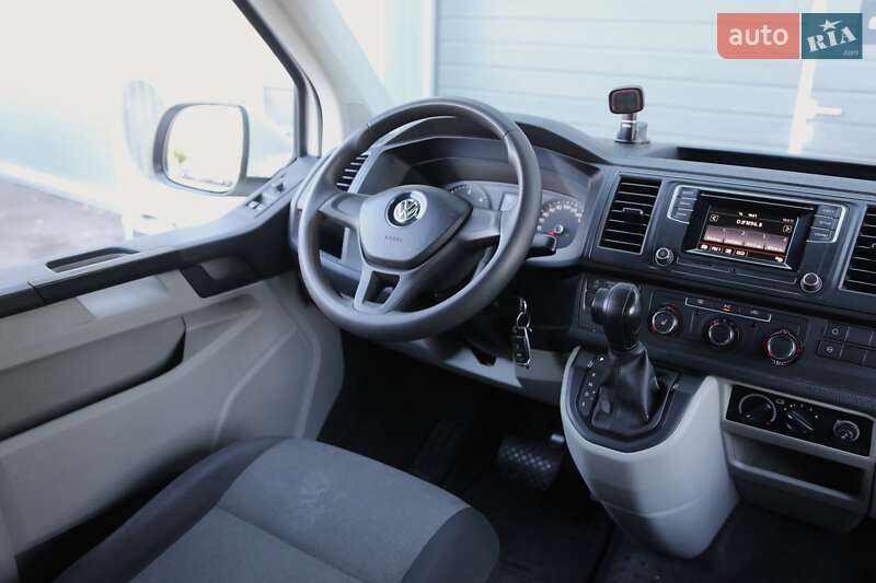 Минивэн Volkswagen Transporter 2018 в Киеве