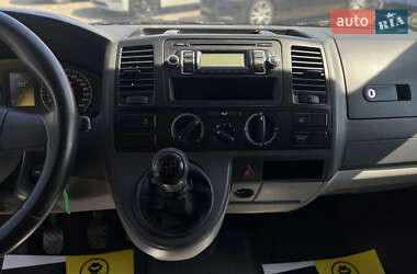 Минивэн Volkswagen Transporter 2010 в 