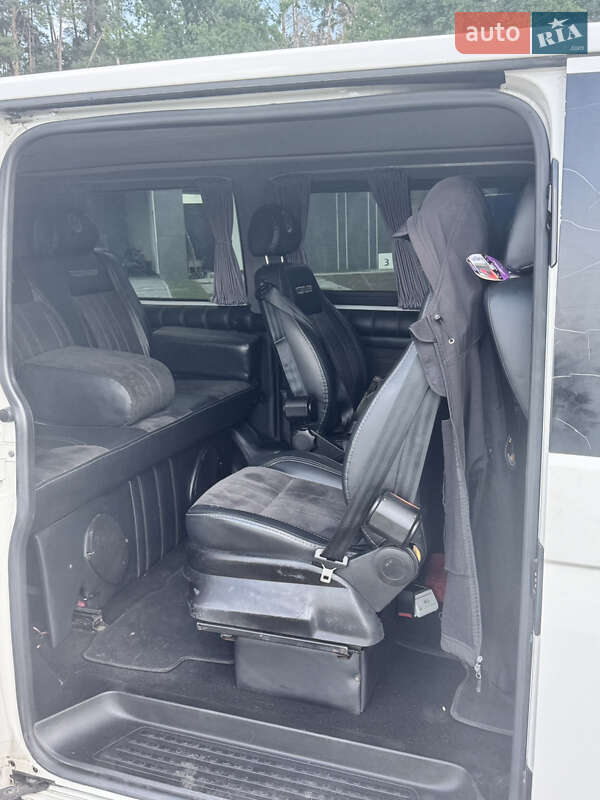 Мінівен Volkswagen Transporter 2011 в Києві