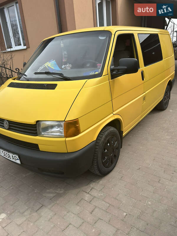Минивэн Volkswagen Transporter 1999 в Калуше