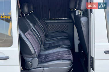Минивэн Volkswagen Transporter 2015 в 
