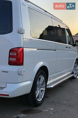 Минивэн Volkswagen Transporter 2016 в 