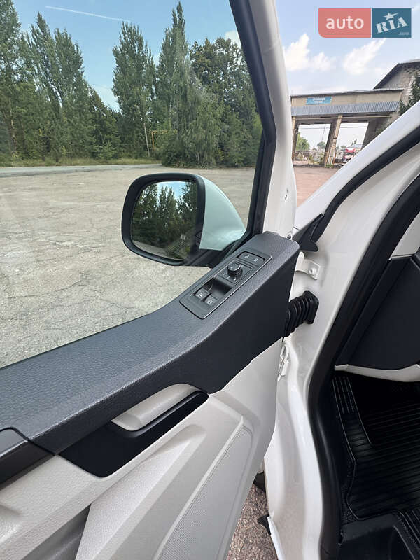 Минивэн Volkswagen Transporter 2019 в Бердичеве
