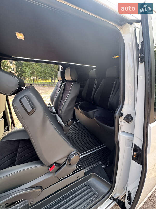 Минивэн Volkswagen Transporter 2019 в Бердичеве