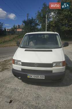 Мінівен Volkswagen Transporter 2000 в Рівному