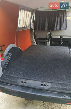 Грузовой фургон Volkswagen Transporter 2013 в 