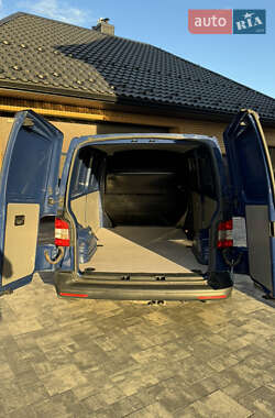 Грузовой фургон Volkswagen Transporter 2013 в 