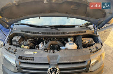 Грузовой фургон Volkswagen Transporter 2013 в 