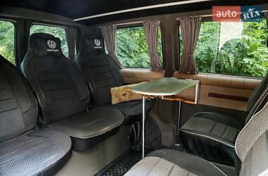 Минивэн Volkswagen Transporter 2008 в 
