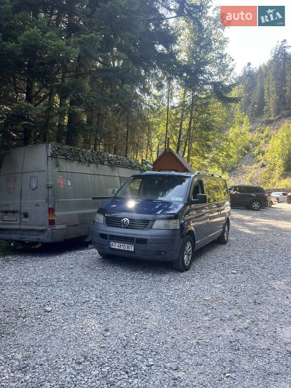 Мінівен Volkswagen Transporter 2008 в Яремчі фото 2 Мінівен Volkswagen Transporter 2008 в Яремчі