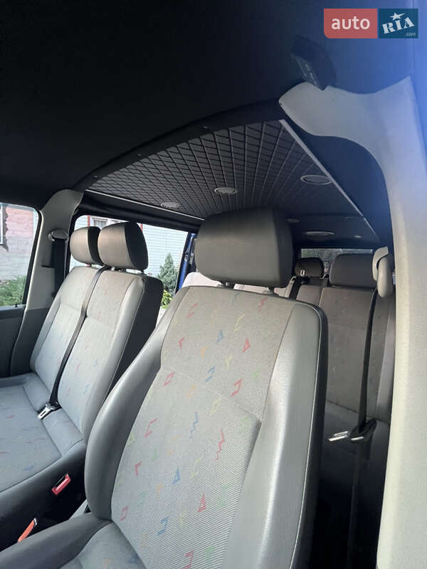 Мінівен Volkswagen Transporter 2008 в Яремчі фото 5 Мінівен Volkswagen Transporter 2008 в Яремчі