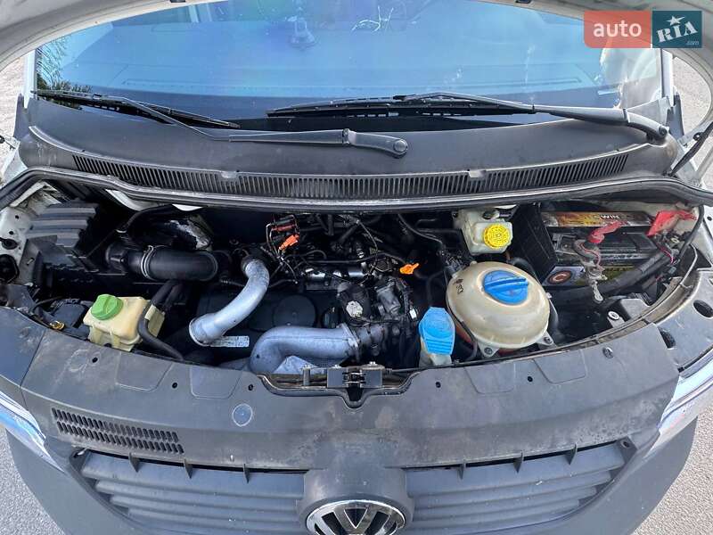 Мінівен Volkswagen Transporter 2007 в Нових Санжарах