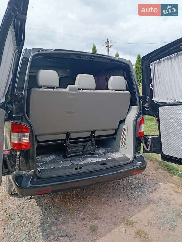 Минивэн Volkswagen Transporter 2010 в Луцке
