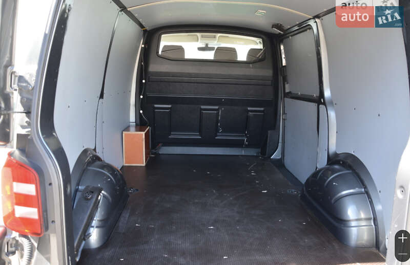 Грузовой фургон Volkswagen Transporter 2017 в Каневе