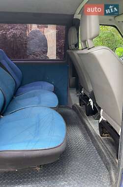 Минивэн Volkswagen Transporter 2003 в 