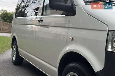 Минивэн Volkswagen Transporter 2008 в 