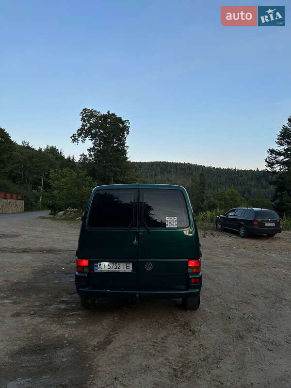 Минивэн Volkswagen Transporter 1998 в Яремче