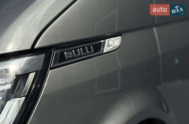 Минивэн Volkswagen Transporter 2021 в 