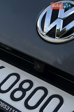 Минивэн Volkswagen Transporter 2021 в 