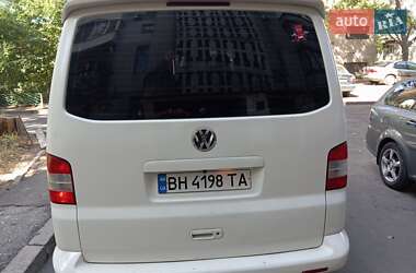 Минивэн Volkswagen Transporter 2006 в 