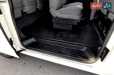Минивэн Volkswagen Transporter 2006 в 