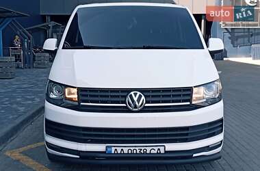 Минивэн Volkswagen Transporter 2015 в 