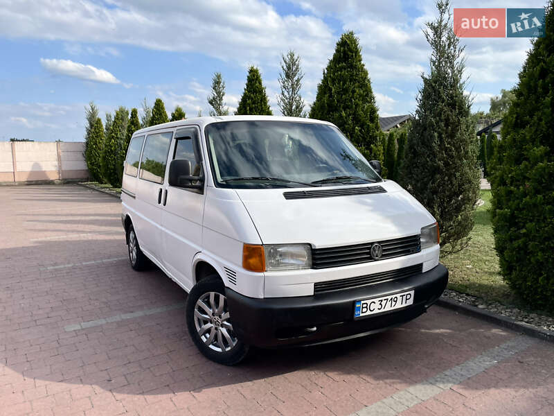 Минивэн Volkswagen Transporter 2003 в Стрые