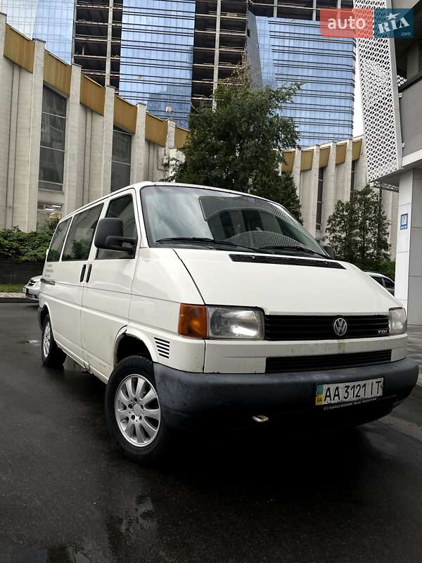 Мінівен Volkswagen Transporter 2003 в Києві