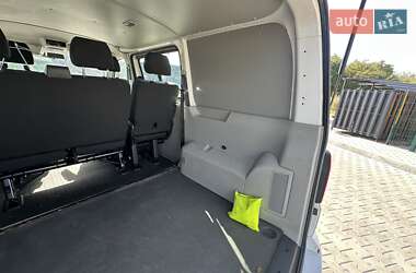Минивэн Volkswagen Transporter 2015 в 