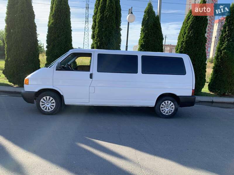 Минивэн Volkswagen Transporter 2000 в Броварах