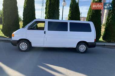 Минивэн Volkswagen Transporter 2000 в 