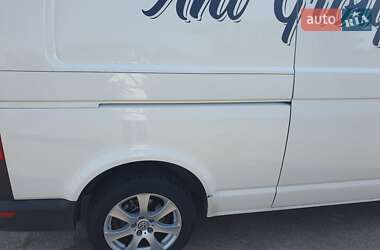 Грузовой фургон Volkswagen Transporter 2017 в 