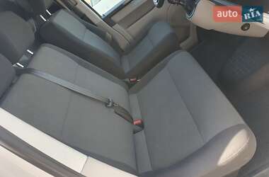 Грузовой фургон Volkswagen Transporter 2017 в 