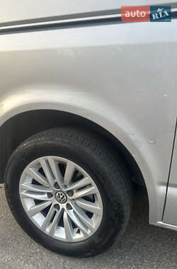 Минивэн Volkswagen Transporter 2008 в 