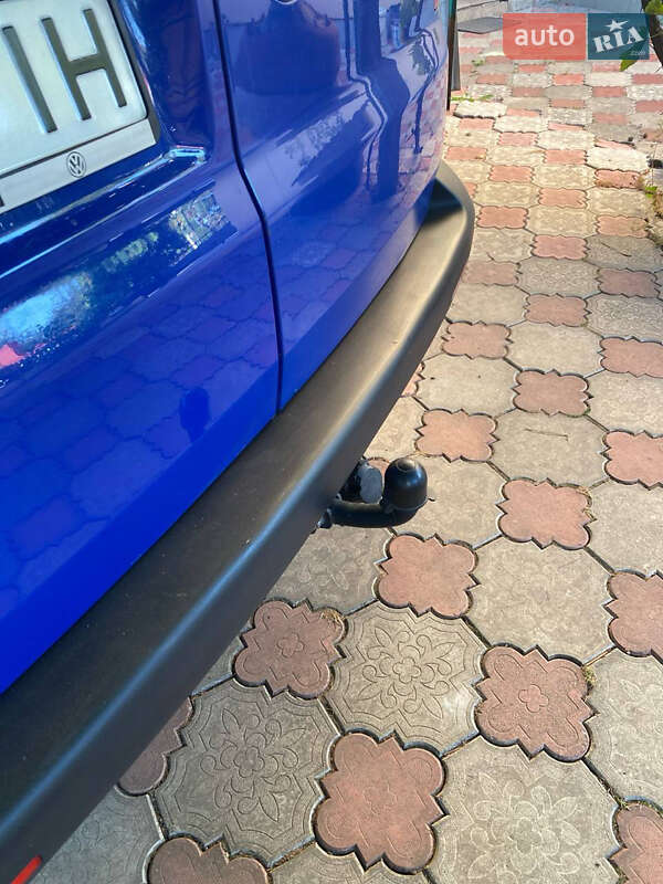 Минивэн Volkswagen Transporter 2010 в Ровно