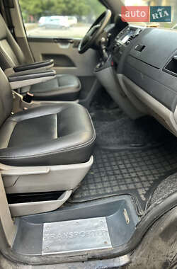 Минивэн Volkswagen Transporter 2006 в 