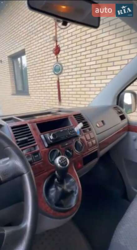 Минивэн Volkswagen Transporter 2006 в Полтаве