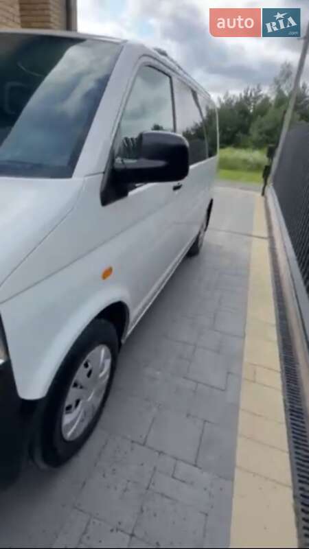 Минивэн Volkswagen Transporter 2006 в Полтаве