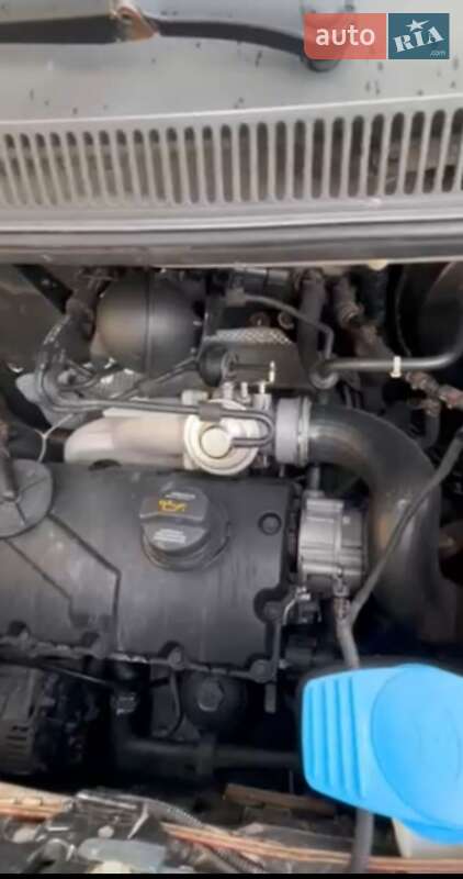 Минивэн Volkswagen Transporter 2006 в Полтаве