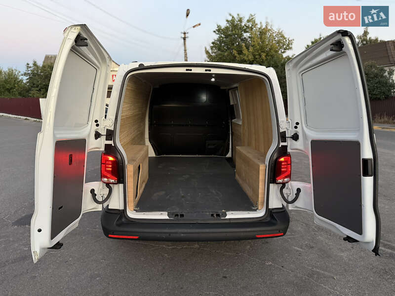 Грузовой фургон Volkswagen Transporter 2020 в Киеве