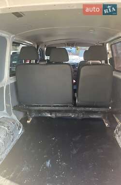 Грузопассажирский фургон Volkswagen Transporter 2011 в 