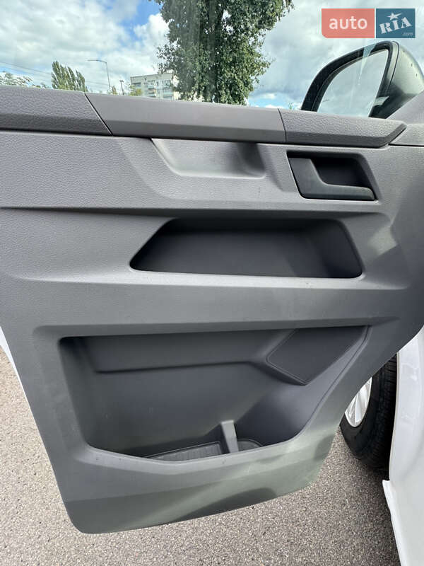 Грузовой фургон Volkswagen Transporter 2021 в Киеве