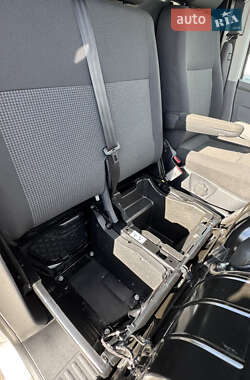 Грузовой фургон Volkswagen Transporter 2021 в 
