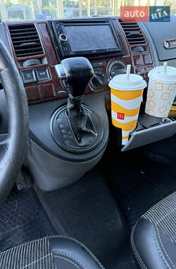Минивэн Volkswagen Transporter 2005 в 
