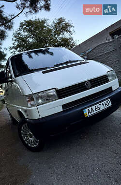 Грузовой фургон Volkswagen Transporter 1998 в 