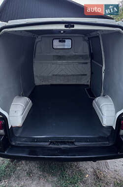 Грузовой фургон Volkswagen Transporter 1998 в 