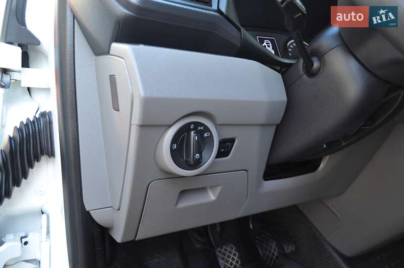 Вантажний фургон Volkswagen Transporter 2020 в Києві фото 39 Вантажний фургон Volkswagen Transporter 2020 в Києві