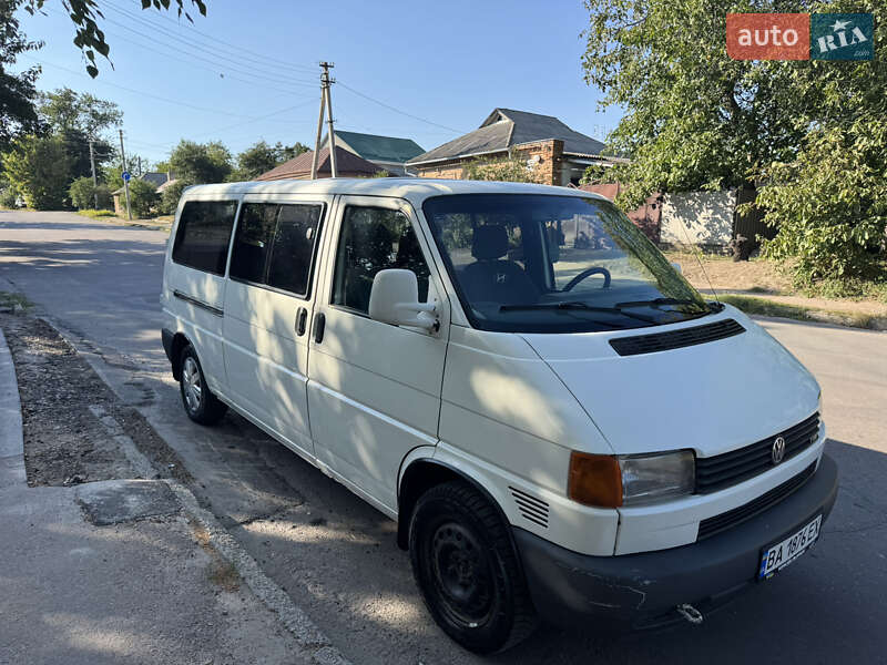 Мінівен Volkswagen Transporter 2002 в Кропивницькому